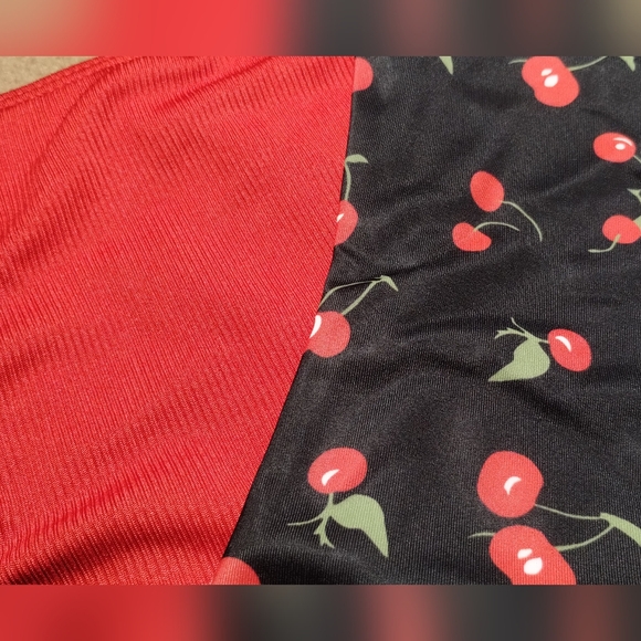 SALE- Lot of 2 Shein bikini bottoms - size L - Picture 7 of 8